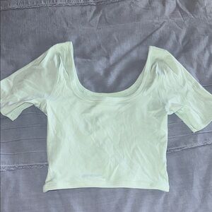 Lululemon Women's Mint Green Crop Top